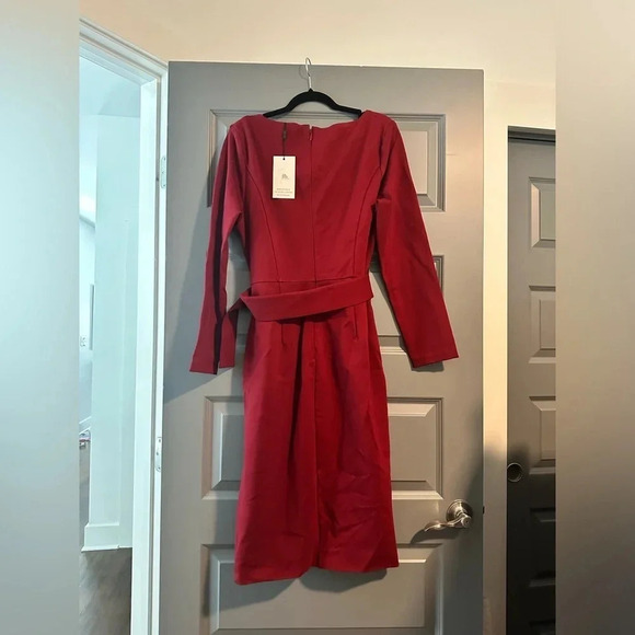 Lavish Alice Ponte Asymmetric Long-Sleeve Dress NWT size 12 - Picture 3 of 6